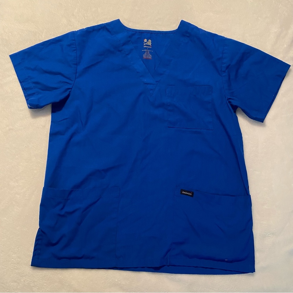 Dagacci Scrubs